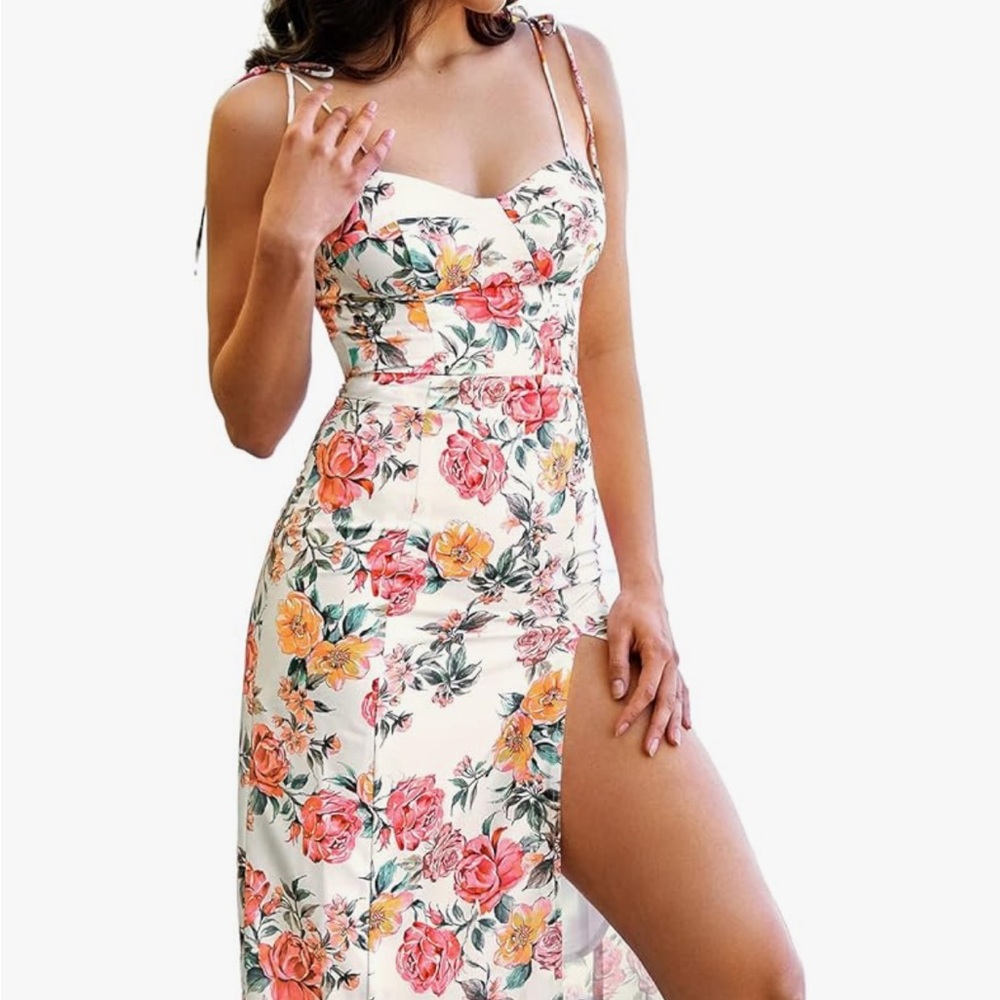 Cupshe floral dress - Picture 3 of 3